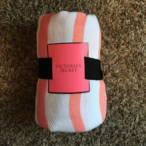 SALE Victoria's Secret Limited Edition Beach Towel